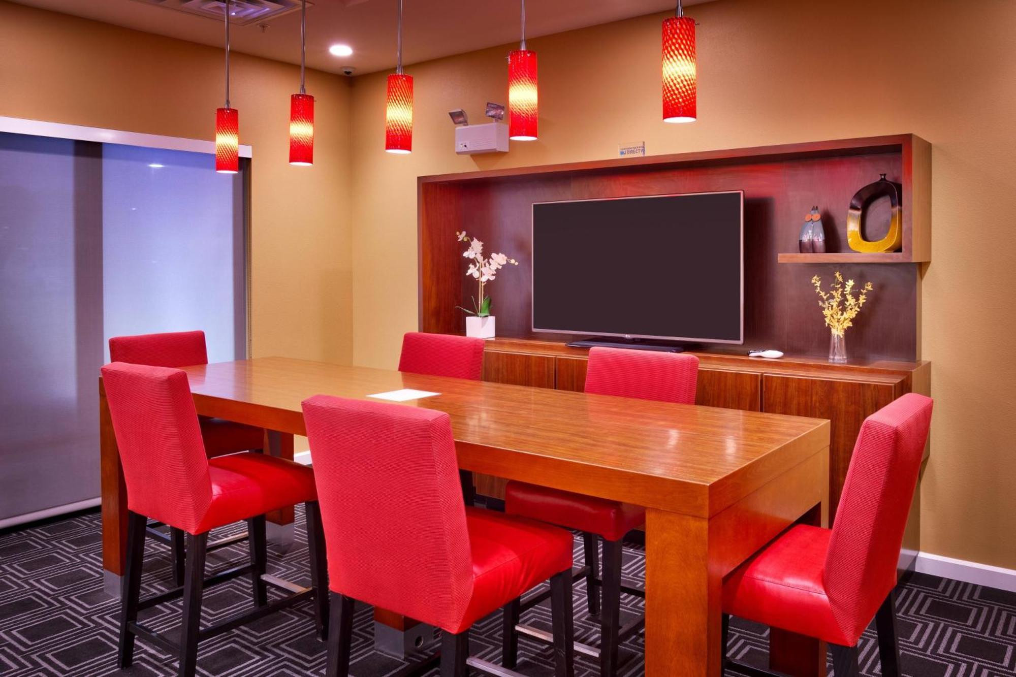 Towneplace Suites By Marriott Мисула Екстериор снимка